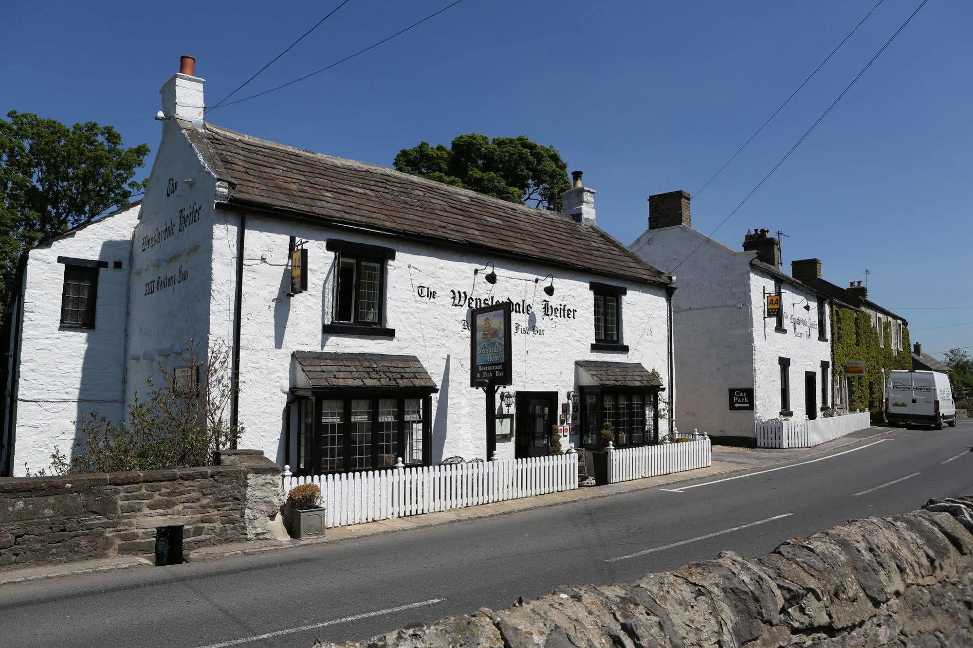 Hotel The Wensleydale Heifer Leyburn Exteriér fotografie